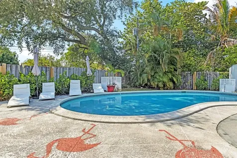 1547 NE 38th Street Oakland Park FL 33334