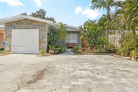 1547 NE 38th Street Oakland Park FL 33334