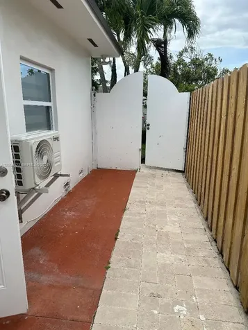 Miami FL 33186