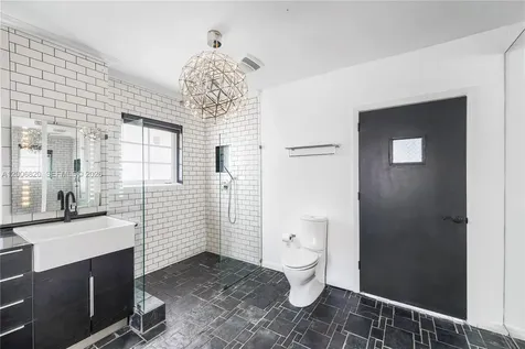 1601 Lenox Avenue Miami Beach FL 33139