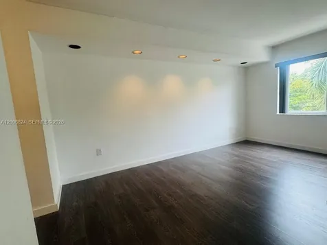 2600 NE 135th Street North Miami FL 33181