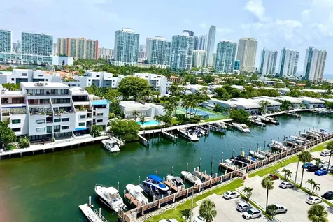400 Kings Point Drive Sunny Isles Beach FL 33160