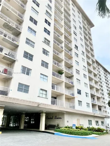 400 Kings Point Drive Sunny Isles Beach FL 33160