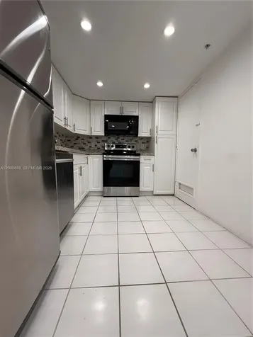 400 Kings Point Drive Sunny Isles Beach FL 33160