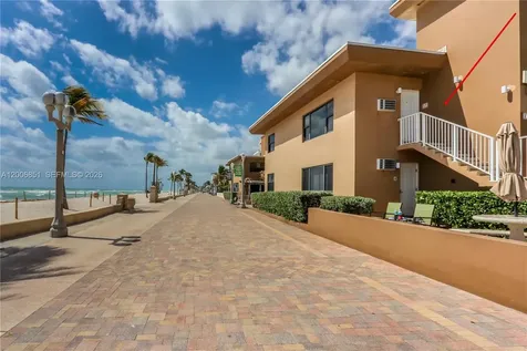 3300 N Surf Road Hollywood FL 33019