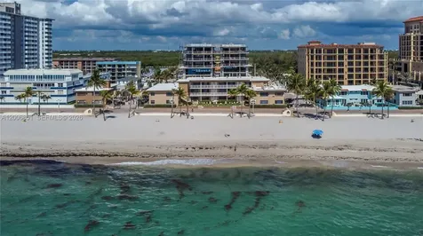 3300 N Surf Road Hollywood FL 33019