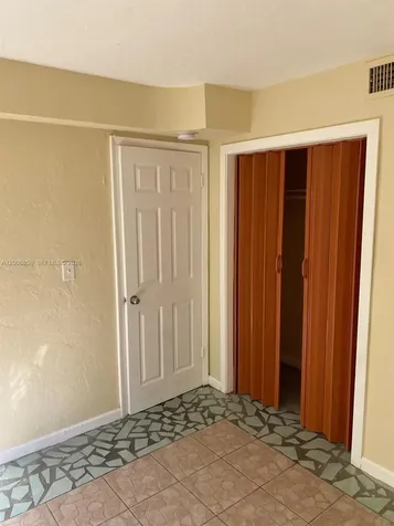 1319 NW 60th Street Miami FL 33142