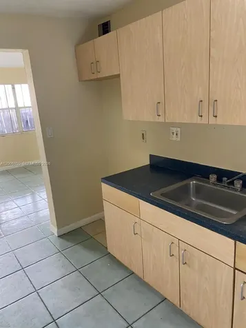 1319 NW 60th Street Miami FL 33142