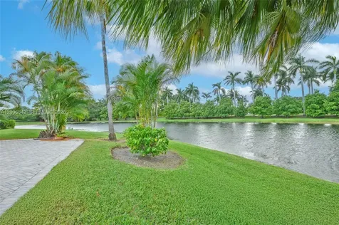 1215 Balboa Court Weston FL 33326