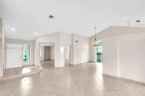1215 Balboa Court Weston FL 33326