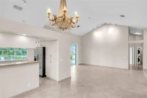 1215 Balboa Court Weston FL 33326