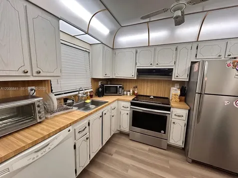 9801 Sunrise Lakes Boulevard Sunrise FL 33322