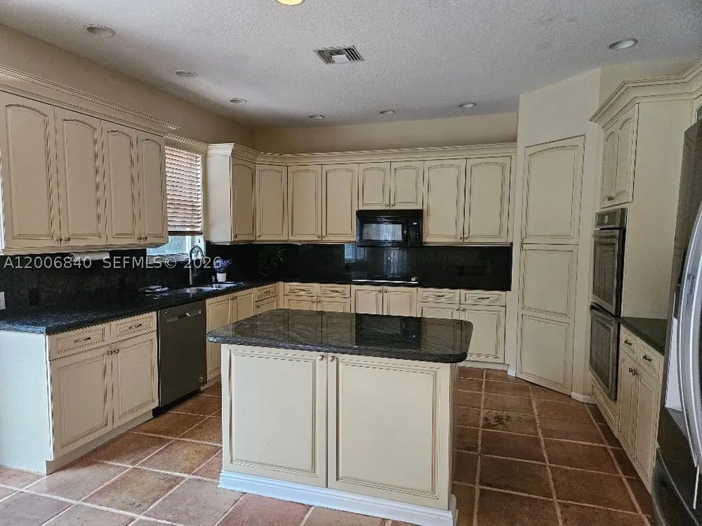 6352 Squirewood Way Lake Worth FL 33467