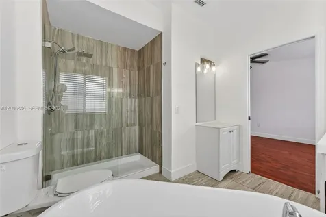 4822 NW 114th Court Doral FL 33178