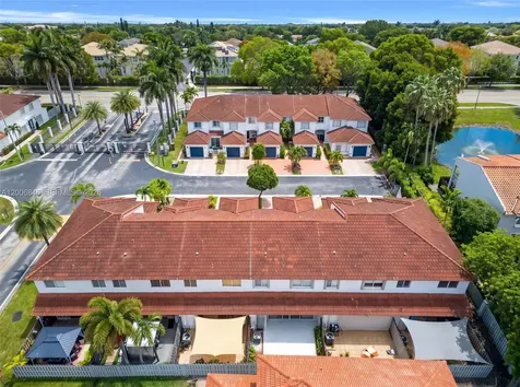 4822 NW 114th Court Doral FL 33178