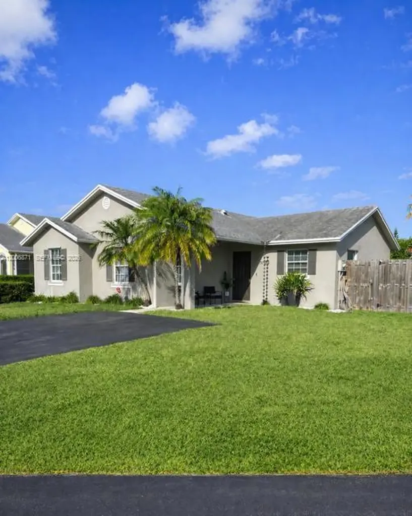 24923 SW 127th Place Homestead FL 33032