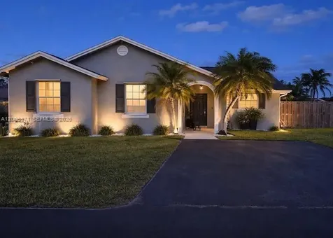 24923 SW 127th Place Homestead FL 33032