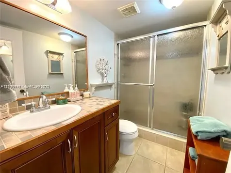 608 NE 2nd Street Dania Beach FL 33004
