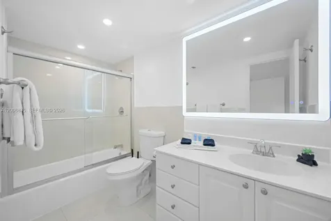 19370 Collins Avenue Sunny Isles Beach FL 33160