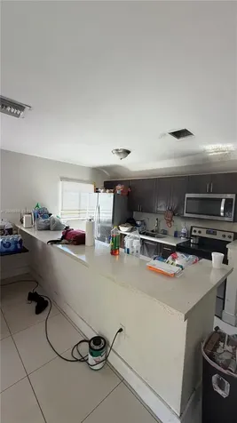 2071 NW 86th Street Miami FL 33147