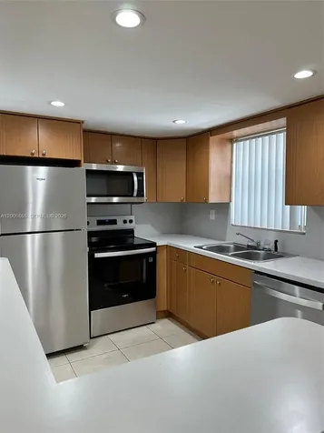 9357 Fontainebleau Boulevard Miami FL 33172