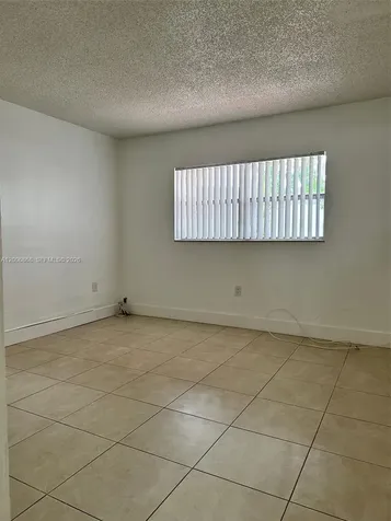 9357 Fontainebleau Boulevard Miami FL 33172