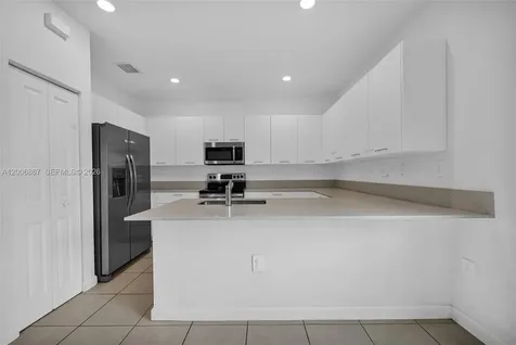 12429 NW 23rd Court Miami FL 33167