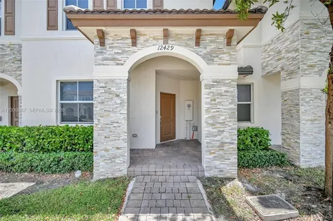 12429 NW 23rd Court Miami FL 33167
