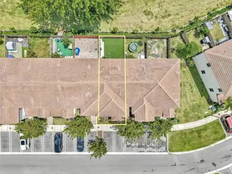 12429 NW 23rd Court Miami FL 33167