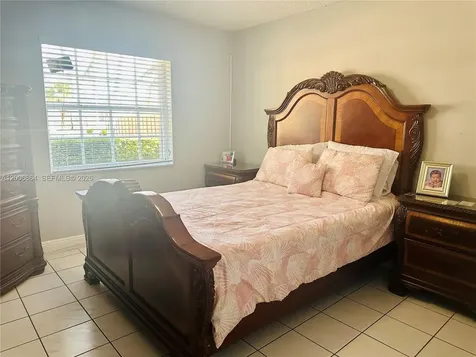 13741 SW 11th Street Miami FL 33184