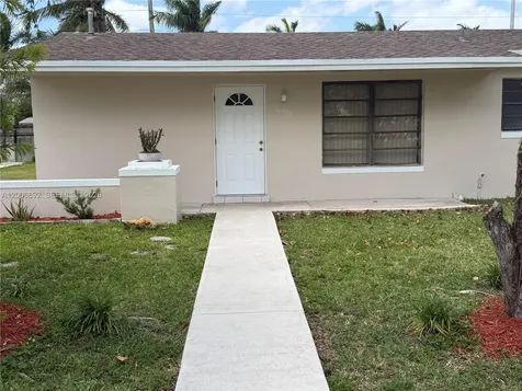 10375 SW 152nd Terrace Miami FL 33157
