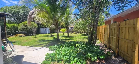 1135 NE 133rd Street North Miami FL 33161