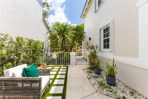 14972 SW 50th Court Davie FL 33331