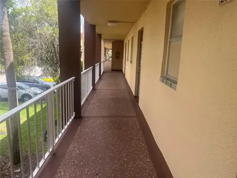 2780 N Pine Island Road Sunrise FL 33322