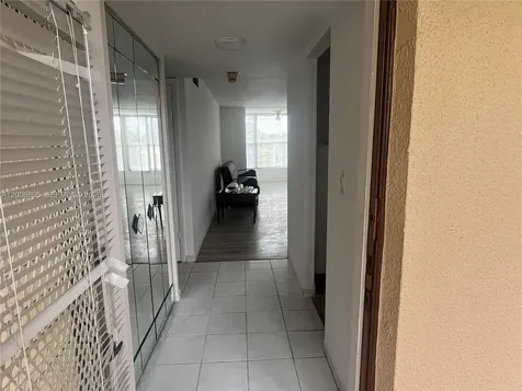 2780 N Pine Island Road Sunrise FL 33322