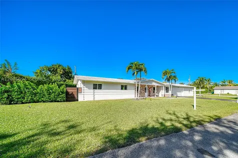 10600 SW 80th Court Miami FL 33156