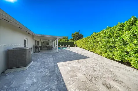 10600 SW 80th Court Miami FL 33156