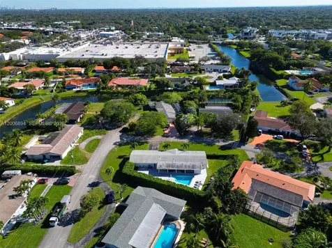 10600 SW 80th Court Miami FL 33156