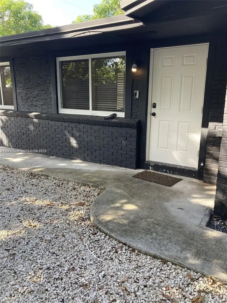 6132 SW 39th Street Miramar FL 33023