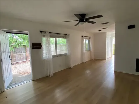 6132 SW 39th Street Miramar FL 33023