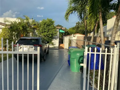 1631 NW 29th Avenue Miami FL 33125