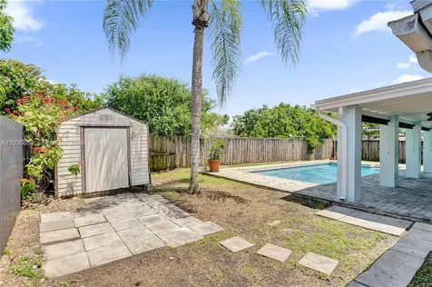 10511 SW 124th Avenue Miami FL 33186