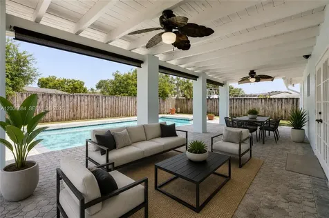 10511 SW 124th Avenue Miami FL 33186