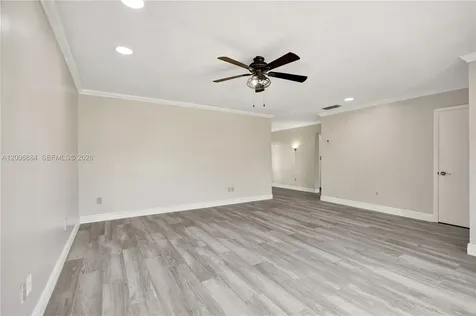 10511 SW 124th Avenue Miami FL 33186