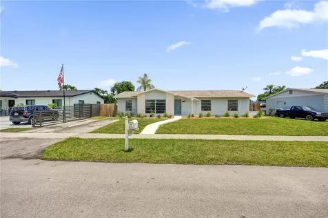 10511 SW 124th Avenue Miami FL 33186