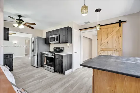 10511 SW 124th Avenue Miami FL 33186