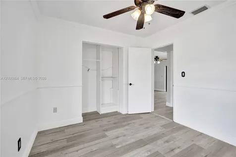 10511 SW 124th Avenue Miami FL 33186
