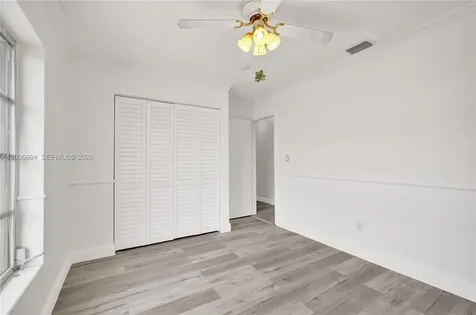 10511 SW 124th Avenue Miami FL 33186
