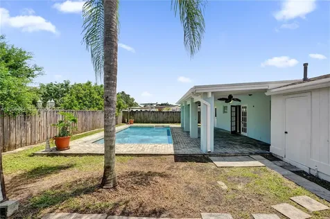 10511 SW 124th Avenue Miami FL 33186