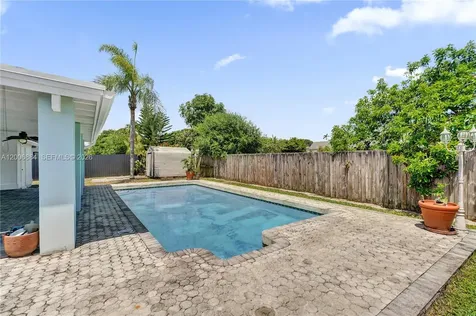 10511 SW 124th Avenue Miami FL 33186